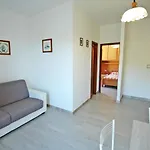 Ξενοδοχείο με διαμερίσματα Antonella 3*